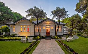 Mirage Kings Cottage